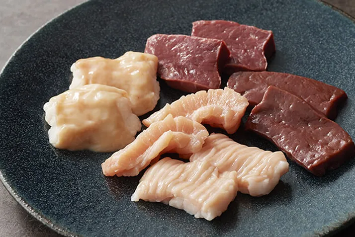 内脏拼盘 小 [100g] / 中 [160g] / 大 [210g] 的示意图