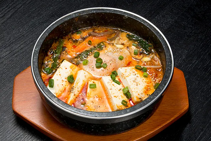 두부찌개 이미지